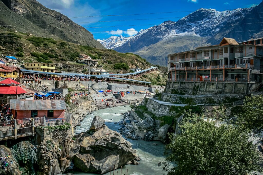 Top 10 Hill Stations in India for Budget Travelers: Your Complete Travel Guide | TravelAxis Top 10 Hill Stations in India for Budget Travelers: Your Complete Travel Guide