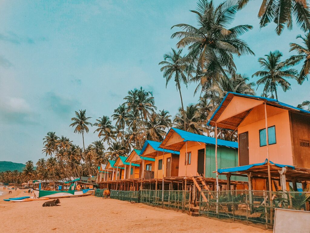 goa beach side pods